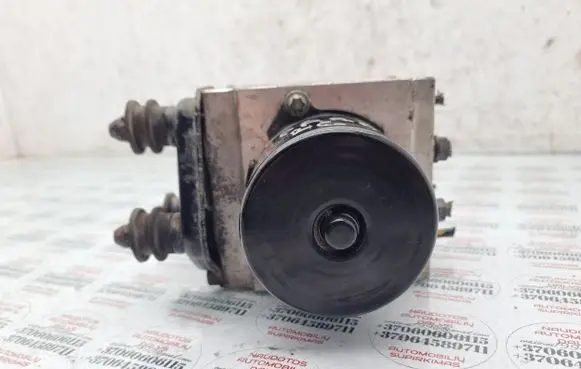 Volkswagen PASSAT B6 ABS Pump 3C0614109N