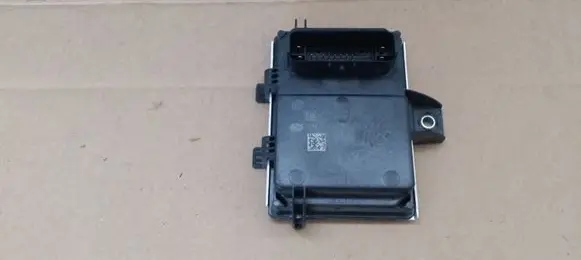 Opel Astra J Fuel injection pump control unit/module 20831727 GA1727DA00820767