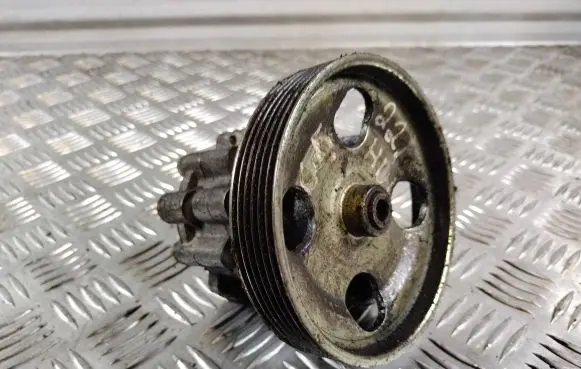 Citroen C5 Power steering pump