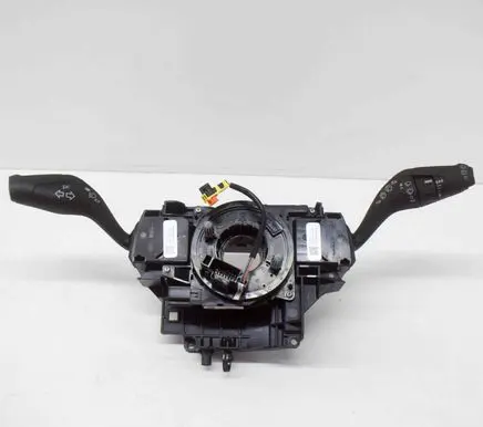 Ford Focus Indicator stalk AV6T13335AE F1ET13N064AB