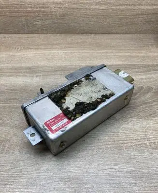 Volkswagen Transporter - Caravelle T4 ABS control unit/module 701907379A 0265100071
