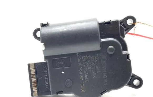 Audi A3 S3 8V Air flap motor/actuator 5Q0907511K
