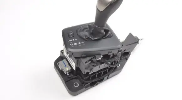 Volvo V70 Gear shifter/selector P08699368