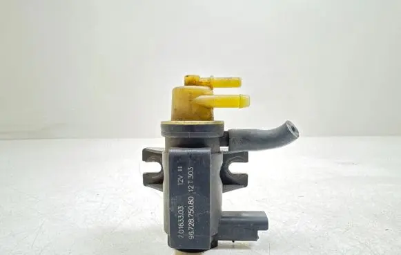 Ford C-MAX II Turbo solenoid valve 9672875080 70163303 12L30