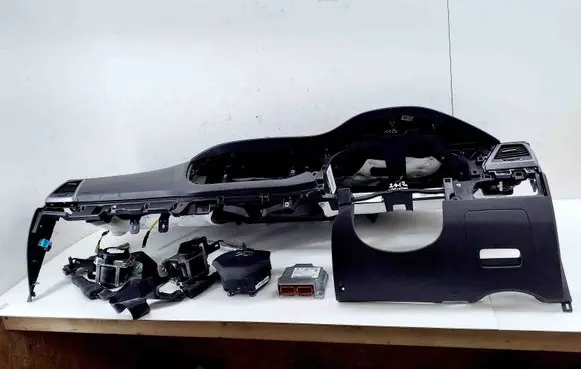 Hyundai Tucson TL Dashboard 84710D7900 84830D7900
