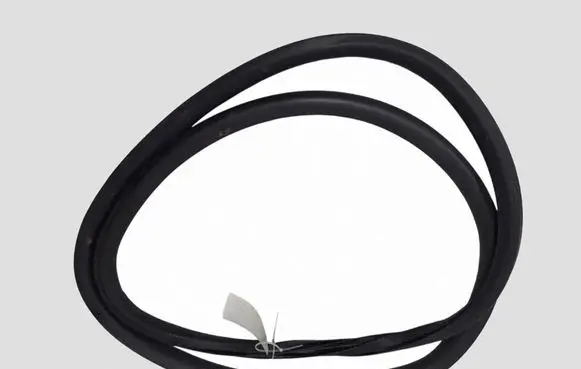 Volvo V40 Front door trim (molding)