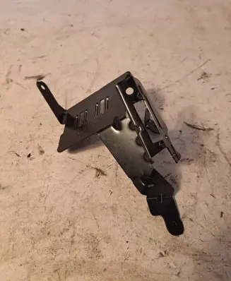 BMW 5 E60 E61 Switch for retractable tow bar 9135719