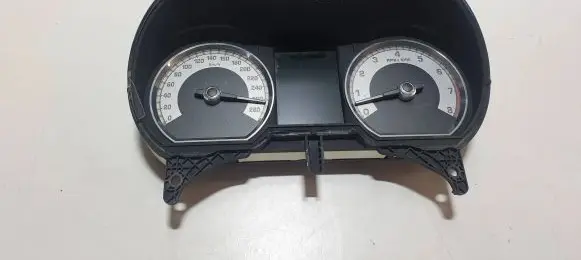 Jaguar XF Speedometer (instrument cluster) 6W8F10894A