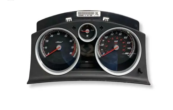 Opel Zafira B Speedometer (instrument cluster) 13308990 SW7655
