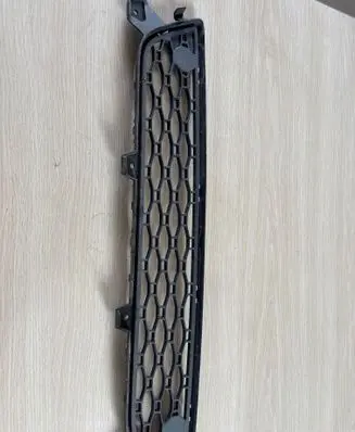 Volvo XC60 Front bumper lower grill 30763423 30763422