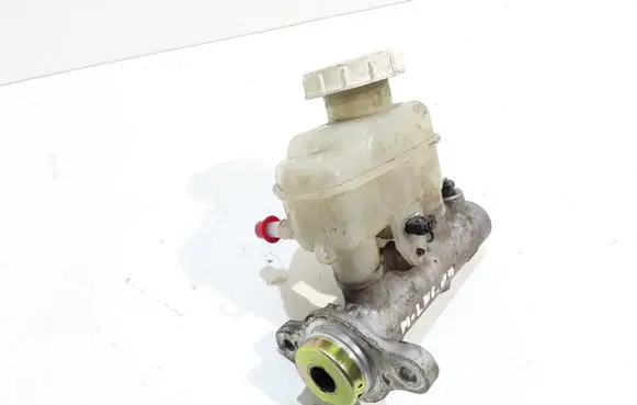 Mitsubishi Lancer Master brake cylinder