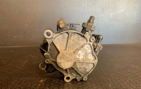 Citroen C5 Vacuum pump CLMMB28208 4R8Q2A451AF