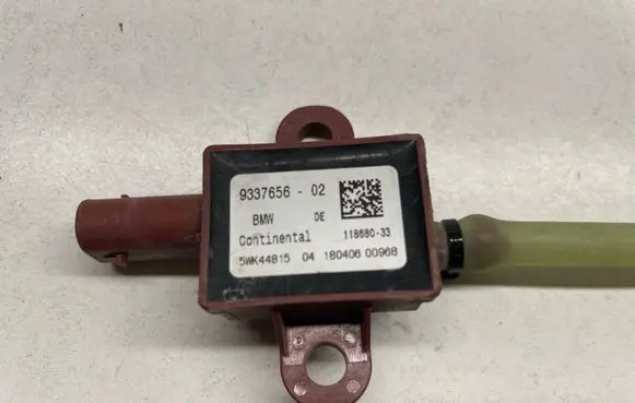 BMW 7 G11 G12 Airbag deployment crash/impact sensor 9337656