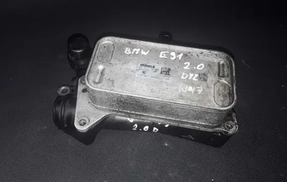 Engine oil radiator