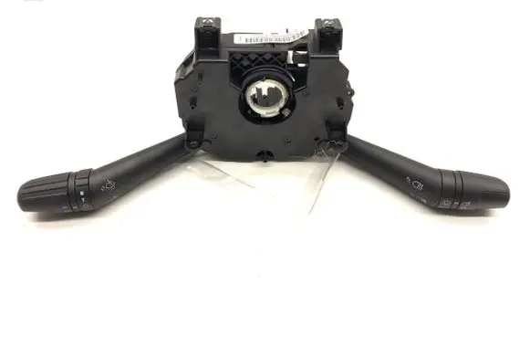 Wiper turn signal indicator stalk/switch
