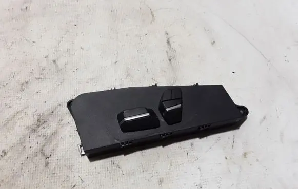 BMW 5 GT F07 Seat control switch 9196159