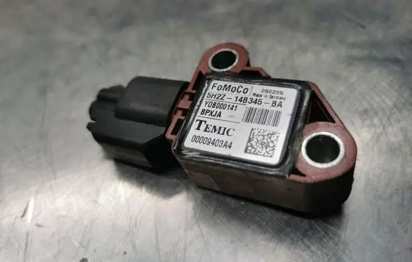 BMW X3 E83 Airbag deployment crash/impact sensor 5H2Z14B345BA