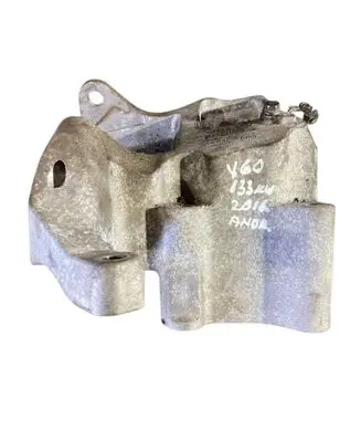 Volvo S60 Engine mounting bracket 31401633