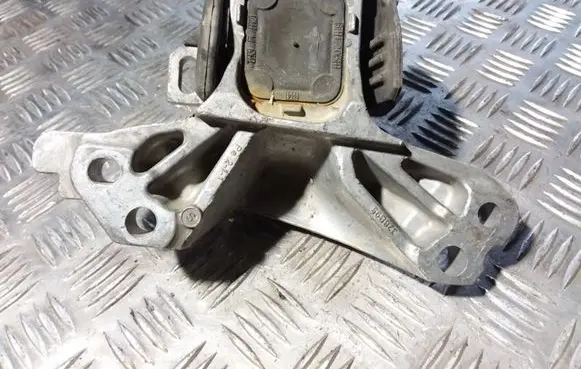 Peugeot 407 Engine mount bracket 326B95