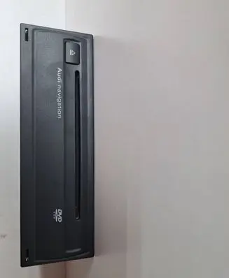 Navigation unit CD/DVD player