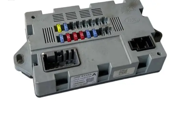 Land Rover Range Rover Evoque L538 Fuse module CPLA14Q073AA 73707520 1504162031