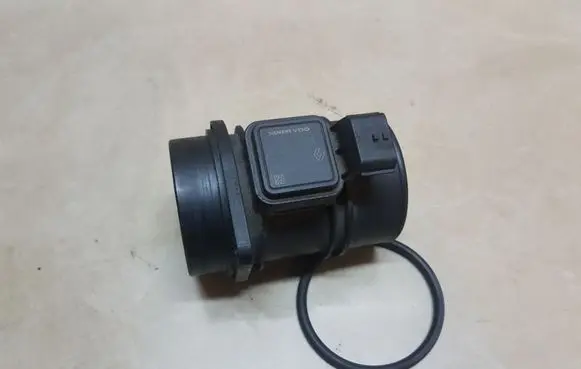 Nissan Qashqai Mass air flow meter 5PK97008