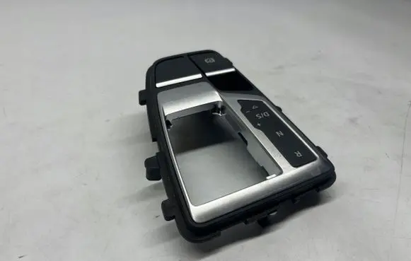 Audi Q5 SQ5 Gear shifter surround trim plastic 80B713111C