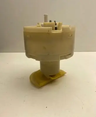 Audi A6 S6 C5 4B Fuel injection high pressure pump 81305024