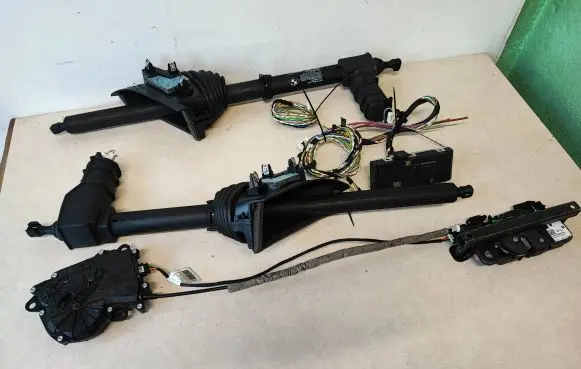 BMW 4 G22 G23 G24 G26 Tailgate hydraulic set 5a19db2 7487576 7487575