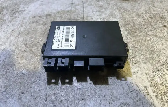 Mercedes-Benz E W211 Comfort/convenience module 2115455132 5DS00849301