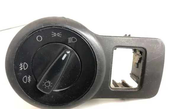 Skoda Octavia Mk1 (1U) Light switch 3B0941531C
