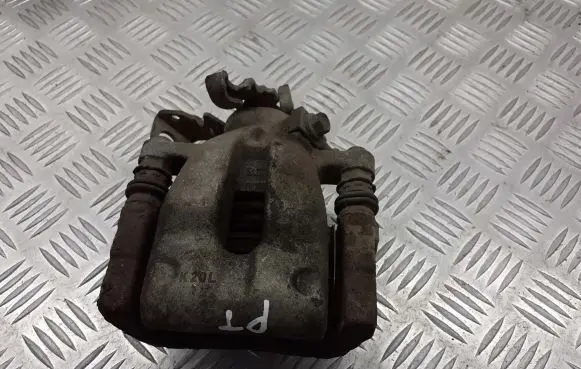 Opel Meriva A Rear brake caliper