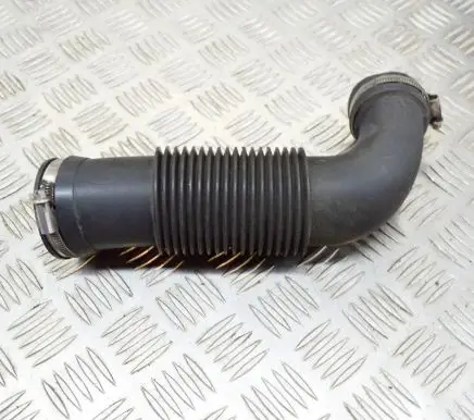 BMW i3 Air intake duct part 7642406 70561035