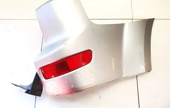 Rear bumper corner part panel trim