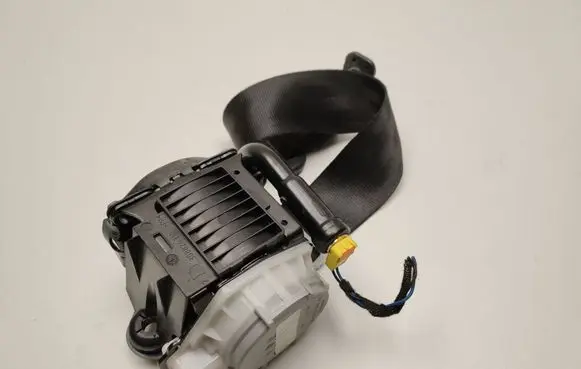 Porsche Macan (95B) Rear seatbelt 95B857805C