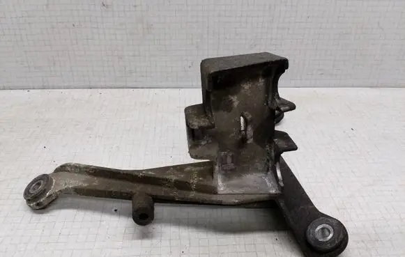 Volkswagen Transporter - Caravelle T5 Other engine part 