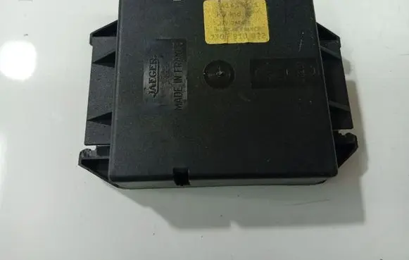 Renault Laguna I Other control units/modules 7700810872