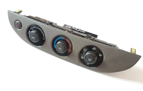 Toyota Camry Climate control unit 5590206040