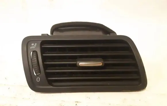 Volkswagen PASSAT B6 Dash center air vent grill 3C1819702F T002437