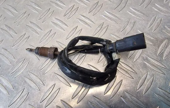 Skoda Superb B6 (3T) Exhaust gas temperature sensor 03L906088BD