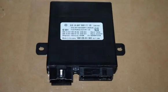 Mercedes-Benz Vito Viano W447 Trunk lid opening control unit A4479002219555