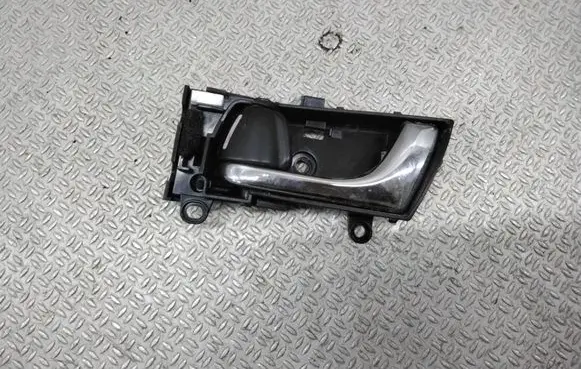 Subaru Outback Front door interior handle
