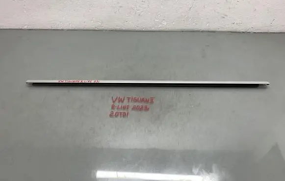 Volkswagen Tiguan Side skirt rear trim 5NA839475B