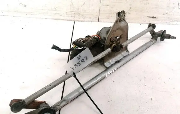 Opel Corsa B Front wiper linkage and motor