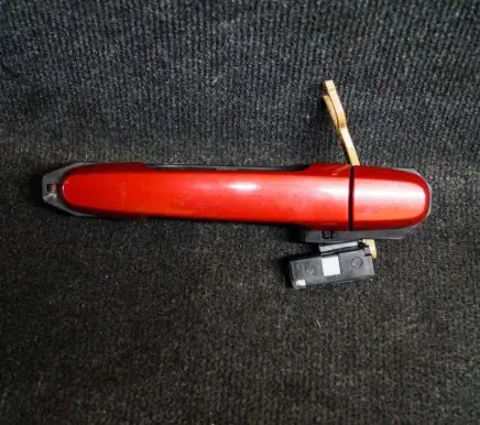 Toyota Prius c Rear door exterior handle