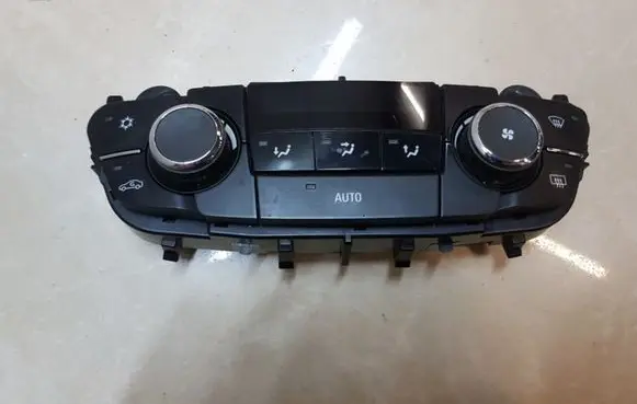 Opel Insignia A Climate control unit GM13273095