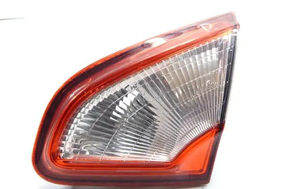 Nissan Qashqai Rear/tail lights EWBNW