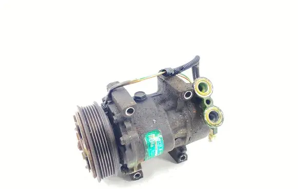 Peugeot 206 CC Air conditioning (A/C) compressor (pump) 27811062 D6V12