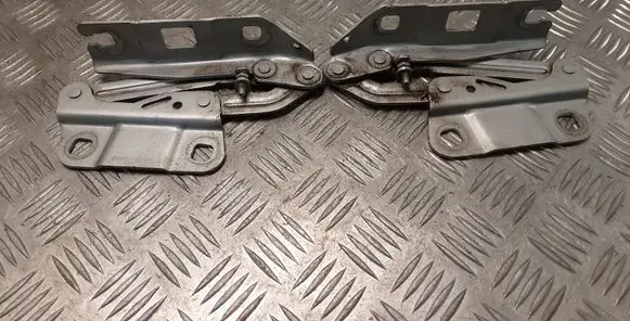Mercedes-Benz ML W164 Engine bonnet/hood hinges A2518800328 A2518800428