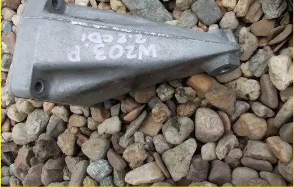 Mercedes-Benz C W203 Engine mount vacuum valve 